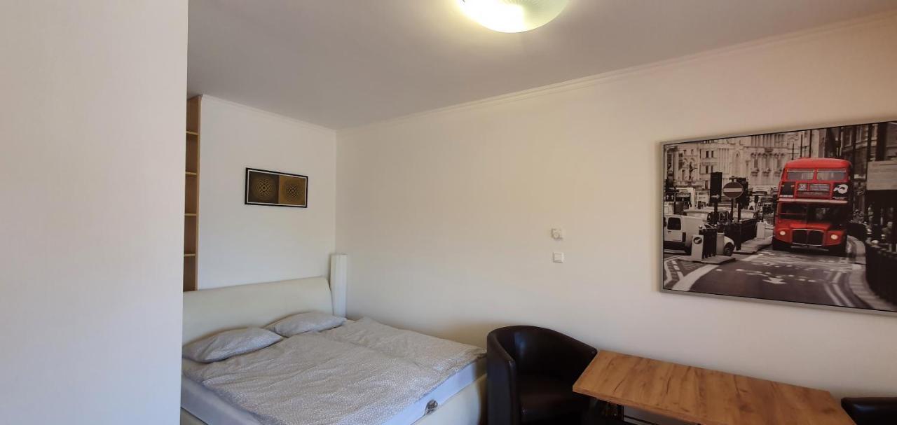 Bazsi Golden Beach Apartman Siofok Exterior photo